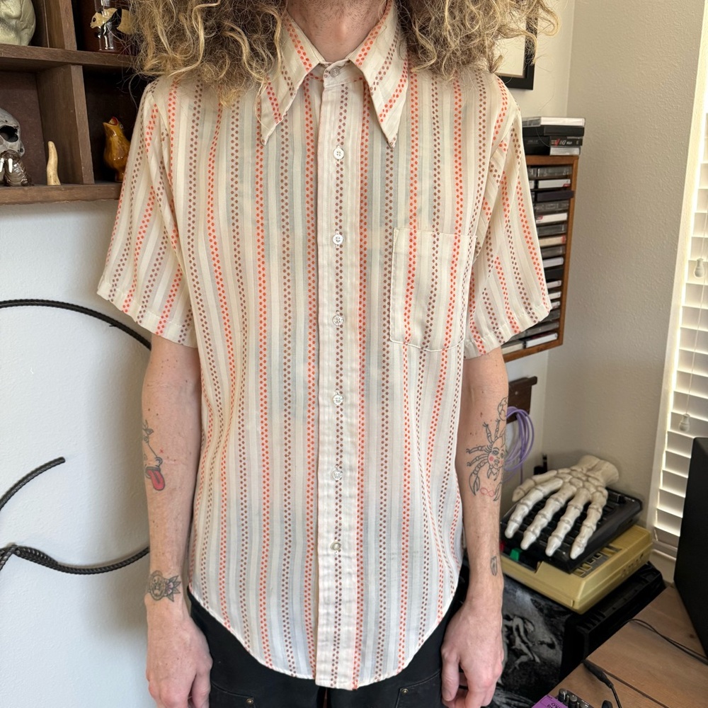 Vintage 60s 70s Semi Sheer Dagger Collar S/S Striped Button Down ~ Size Medium - Picture 3 of 9